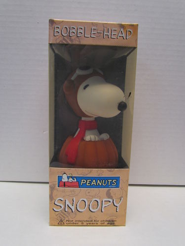 Funko Peanuts Wacky Wobbler: SNOOPY HALLOWEEN Bobblehead (Package Yellowed)