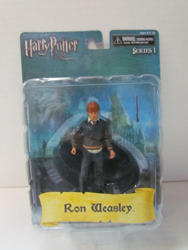 NECA Harry Potter and the Order of the Phoenix Series 1 (4 in) Figure RON WEASLEY